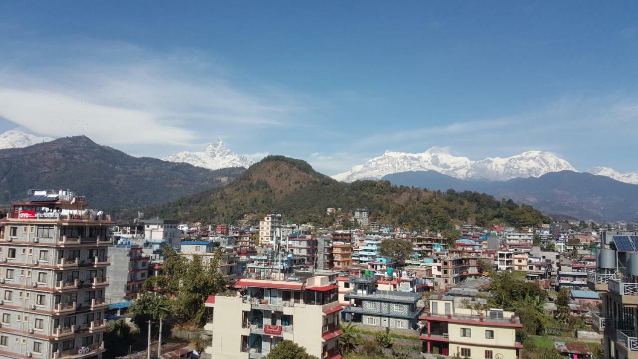 Hotel Elegant Pokhara Extérieur photo