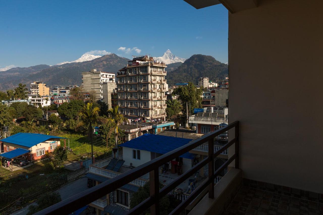 Hotel Elegant Pokhara Extérieur photo